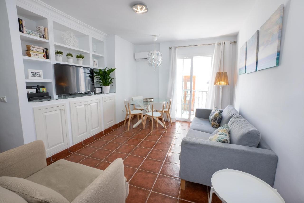 M&G Acqua Private Pool Apartment Nerja Exterior photo